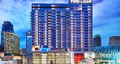 Two Light Luxury Furnished Apartments - Furnished corporate apartment in Kansas City