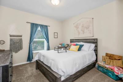 Woodland Park at Soldier Creek Furnished Apartments  - Image 6