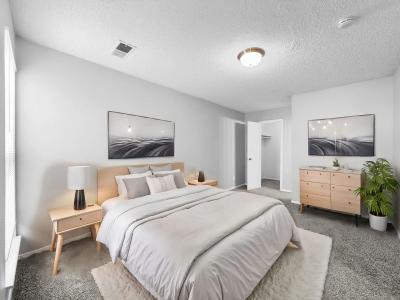 Union Flats & Townhomes  - Image 11