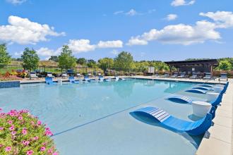 Kinsley Forest Apartments - Furnished corporate apartment in Kansas City