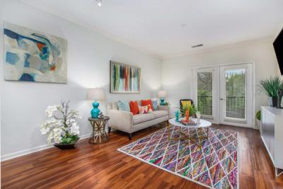 Village at Mission Farms Luxury Apartment Homes - Image 2