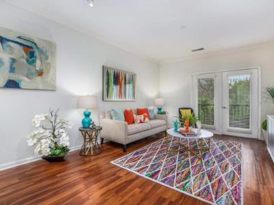 Village at Mission Farms Luxury Apartment Homes - Image 2