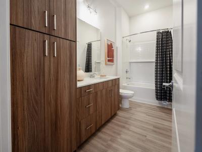 Aspire Furnished Apartments - Image 5