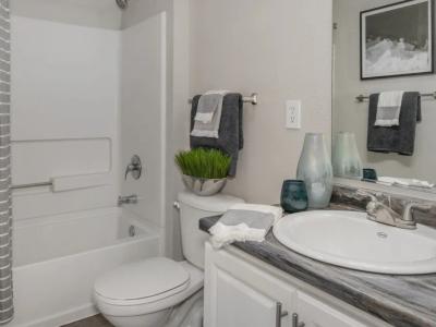 Lenox West Luxury Furnished Apartments - Image 5