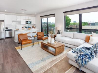 Alton Heights Furnished Apartments - Image 3