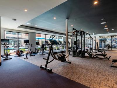 Century West Pryor Furnished Apartments - Image 8