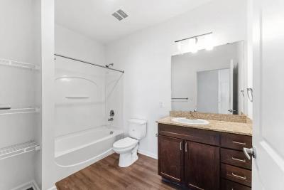 Summit Crossing Furnished Apartments - Image 3