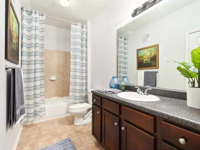 The Sovereign at Overland Park Furnished Apartments - Image 4