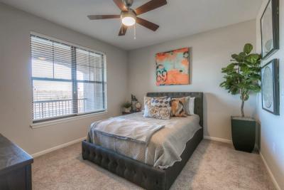 Edgewater at City Center Furnished Apartments - Image 6
