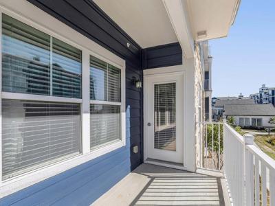 Village West Furnished Apartments - Image 7