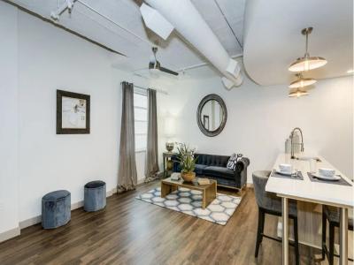 ReNew Furnished Apartments - Image 4