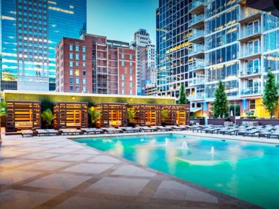 One Light Luxury Furnished Apartments - Image 7