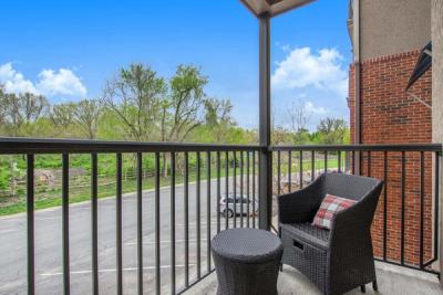 Village at Mission Farms Luxury Apartment Homes - Image 11