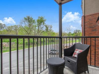 Village at Mission Farms Luxury Apartment Homes - Image 11