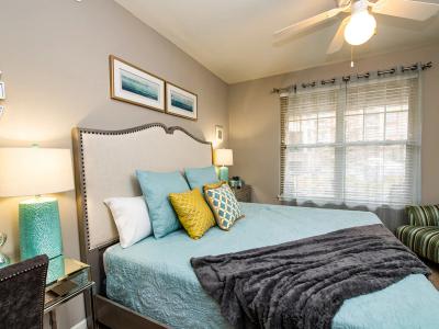 WaterCrest at City Center Luxury Apartments - Image 4