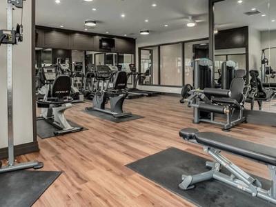 The Crossing at Barry Road Furnished Apartments - Image 9