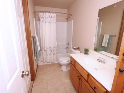 HRC Apartments & Townhomes - Image 7