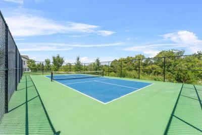 Summit Crossing Furnished Apartments - Image 8