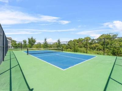 Summit Crossing Furnished Apartments - Image 8