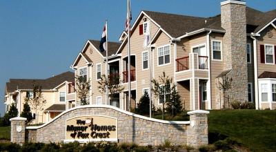 Manor Homes of Fox Crest Furnished Apartments - Furnished corporate apartment in Kansas City
