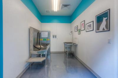 Edgewater at City Center Furnished Apartments - Image 10