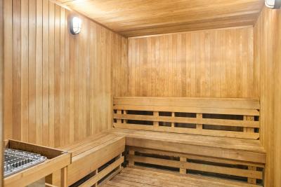 The Highlands Furnished Apartments - Image 8