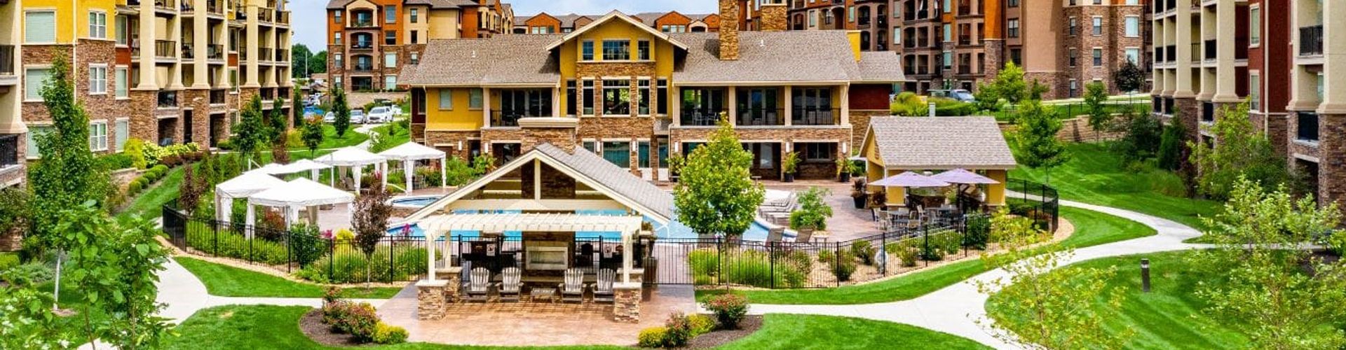 WaterCrest at City Center Luxury Apartments