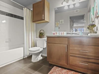 Portofino Furnished Apartments - Image 4