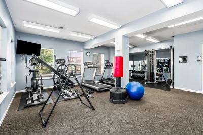 Woodland Park at Soldier Creek Furnished Apartments  - Image 9