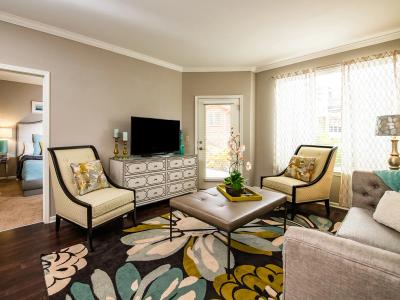 WaterCrest at City Center Luxury Apartments - Image 3