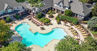 Summit Ridge Apartments - Furnished corporate apartment in Kansas City