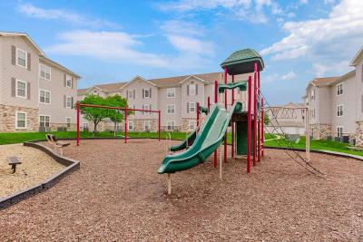 Woodland Park at Soldier Creek Furnished Apartments  - Image 8