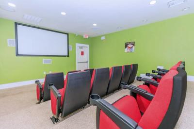 Inwood Crossings Furnished Apartments - Image 6