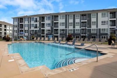 Azure Luxury Furnished Apartments - Image 7