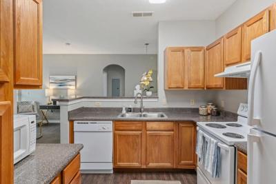 Highland Ridge Apartments  - Image 2