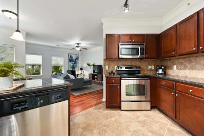 The Sovereign at Overland Park Furnished Apartments - Image 5