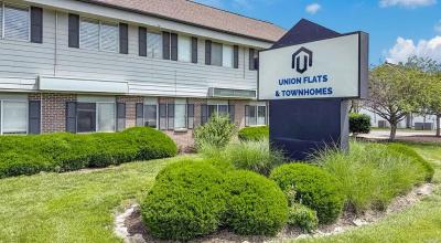 Union Flats & Townhomes - Furnished corporate apartment in Kansas City