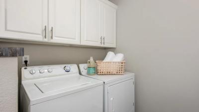 Lenox West Luxury Furnished Apartments - Image 7