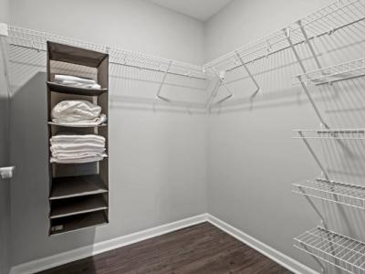 Midtown Plaza Apartments - Image 3