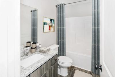 Thrive at Creekside Furnished Apartments and Townhomes - Image 4