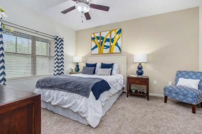 Village at Mission Farms Luxury Apartment Homes - Image 4