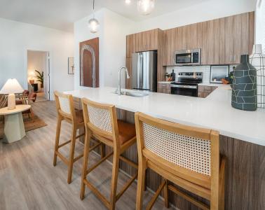 Aspire Furnished Apartments - Image 2