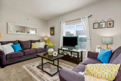 Woodland Park at Soldier Creek Furnished Apartments  - Image 3