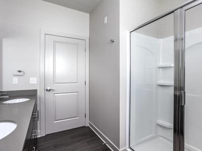 Trinity Woods Furnished Apartments - Image 6