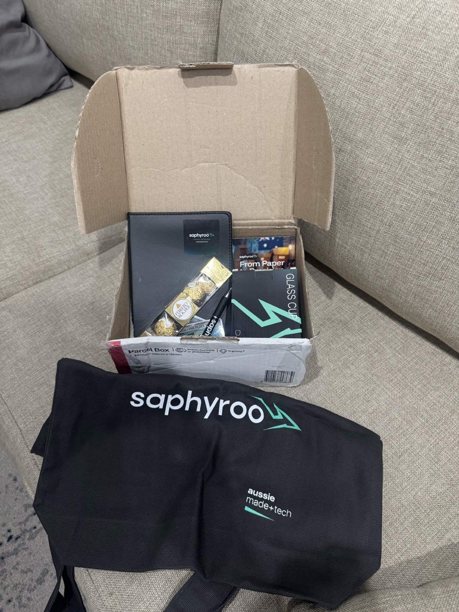 A Saphyroo gift package