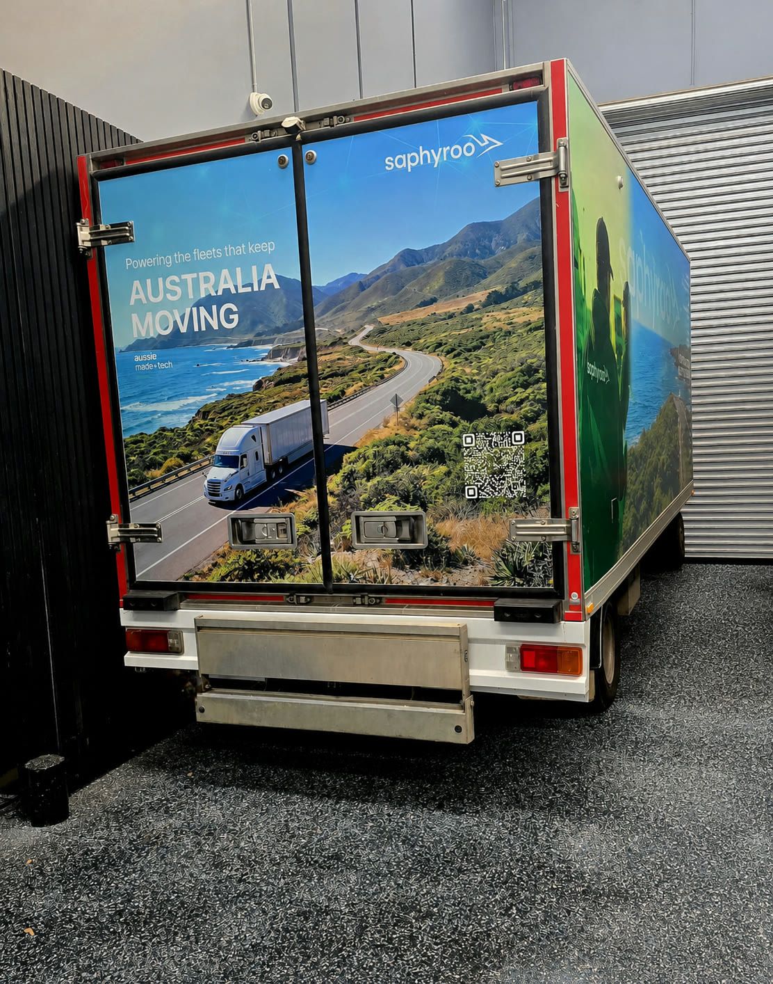 Saphyroo's fresh truck wraps