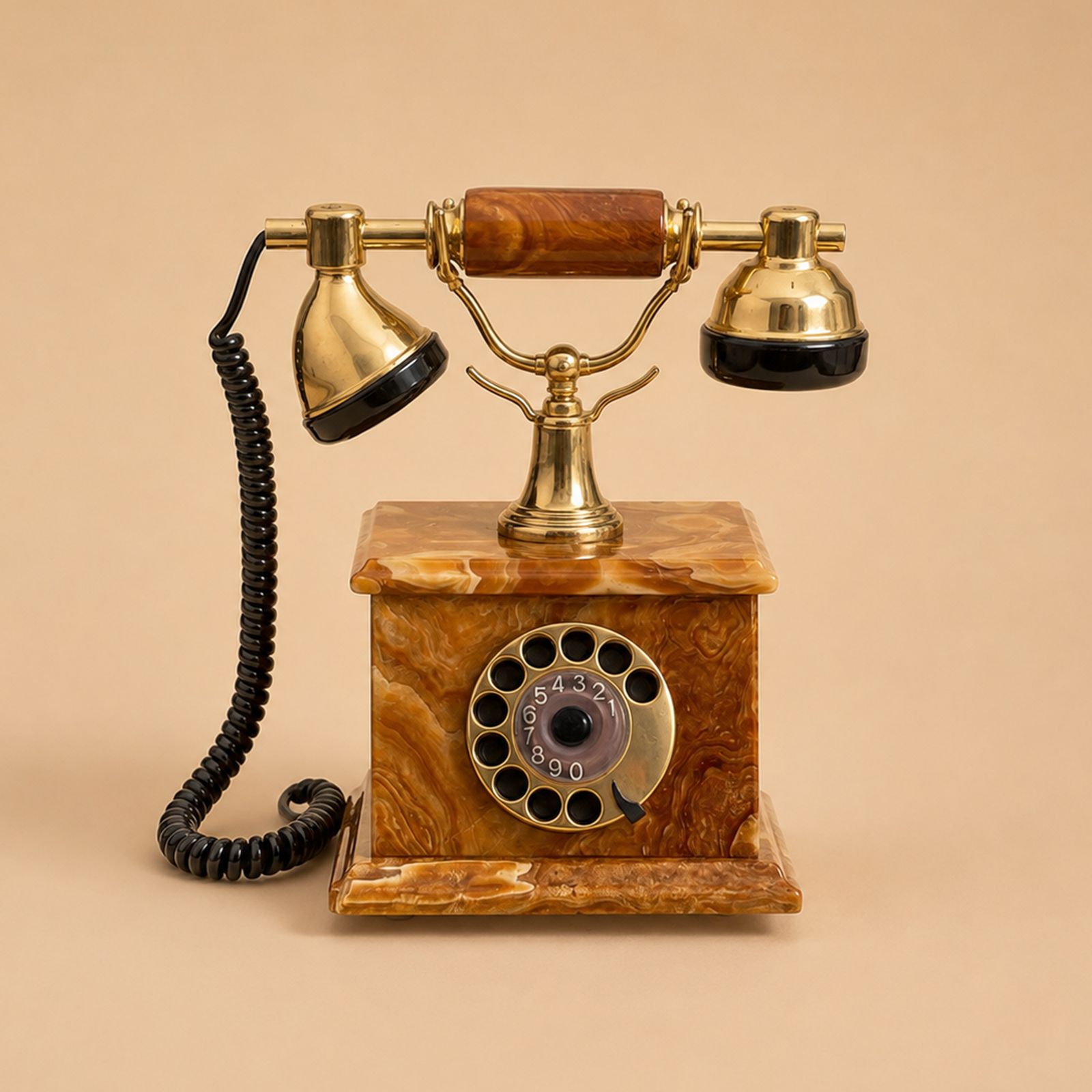 Praliné — vintage French telephone audio guestbook for hire in France