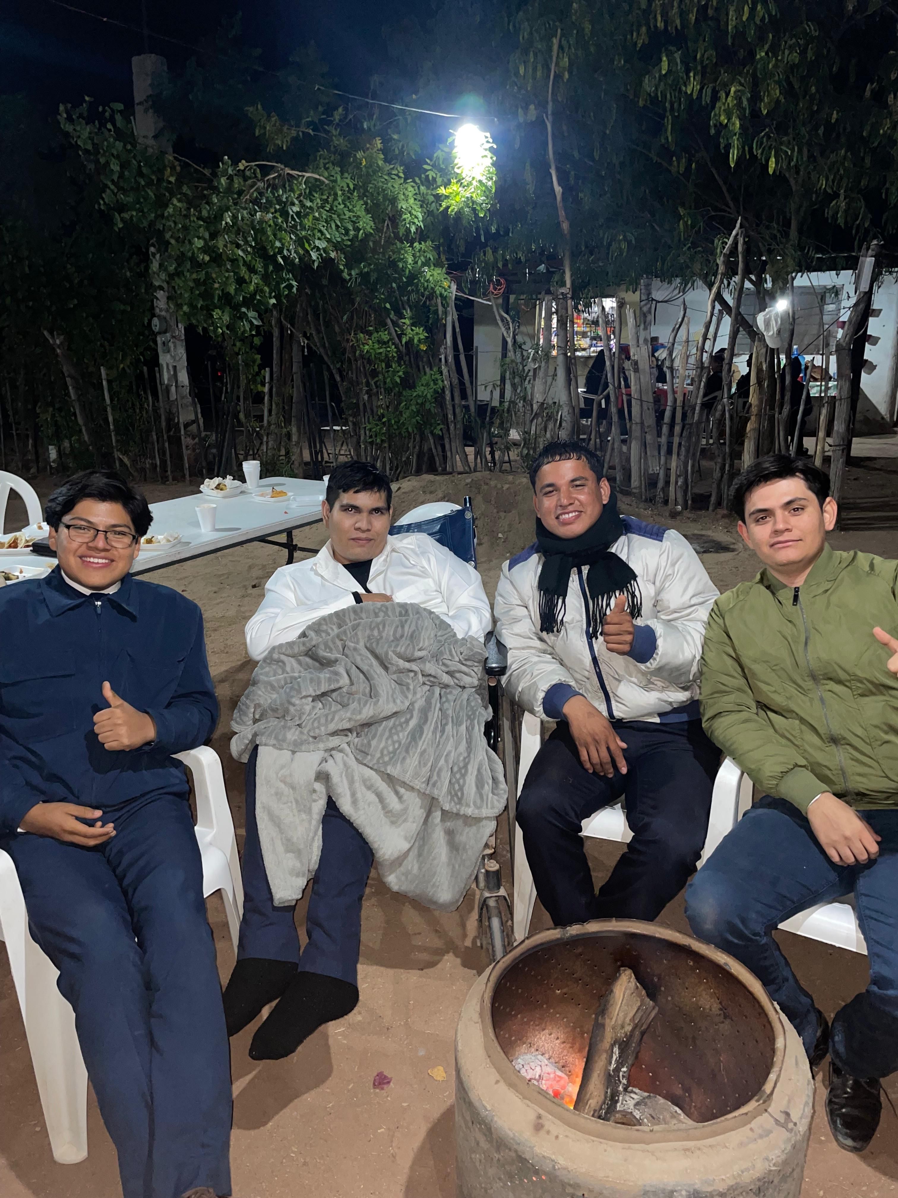 Confraternidad Juvenil en López Mateos - foto 12