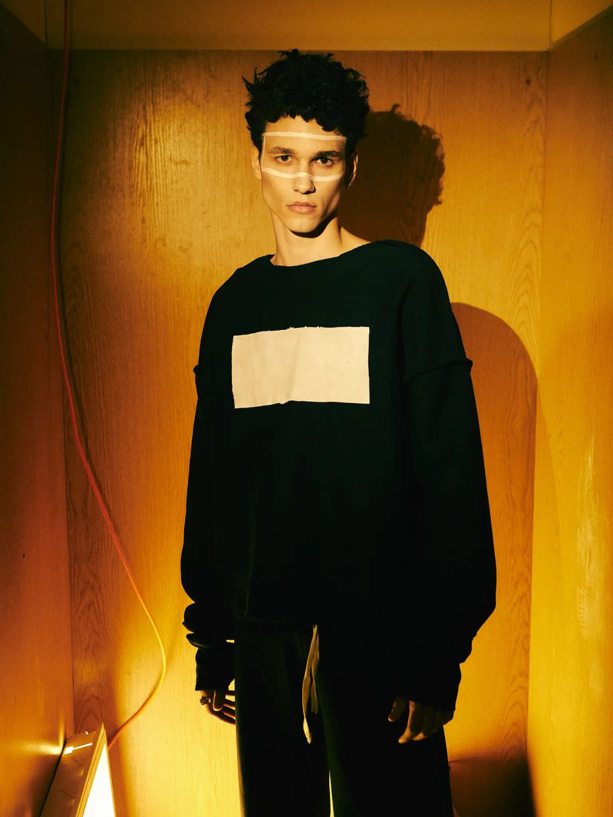 SWEATSHIRT BOX