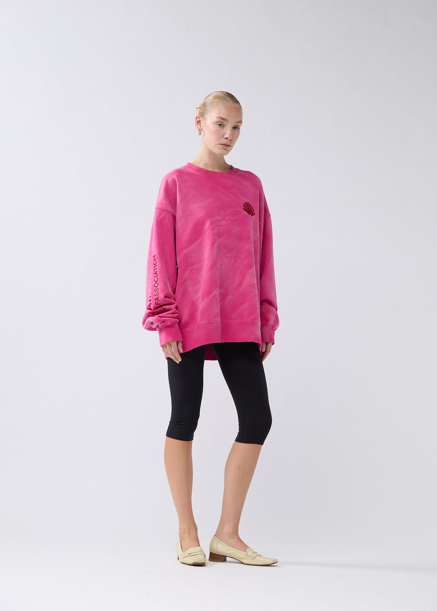 【DIME】 CODEX CREWNECK : WASHED GRAPE Dime Classic French Terry Crewneck Sweatshirt - Faded Black